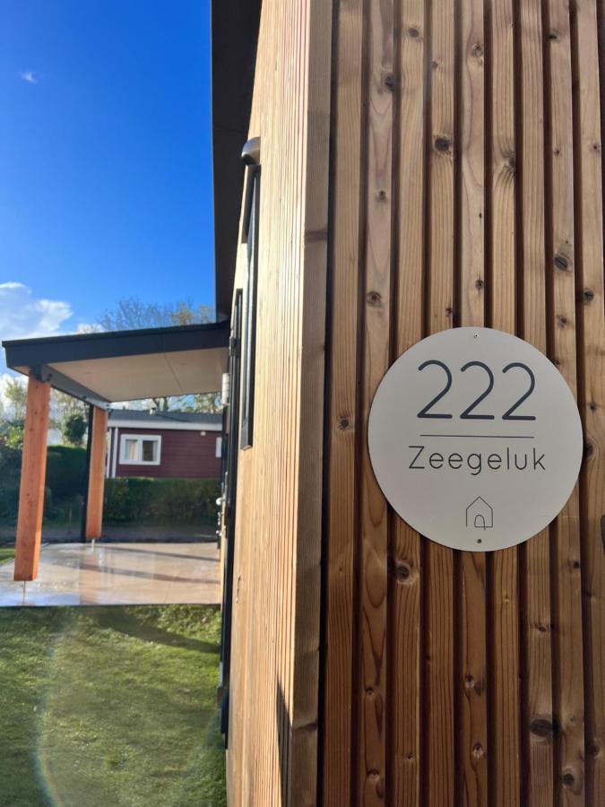 Vakantiehuisje Zeegeluk Vlakbij De Kust Sint Maartensvlotbrug Buitenkant foto